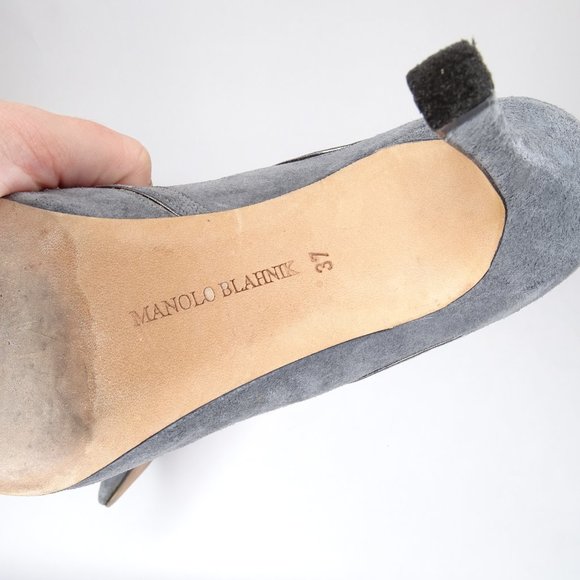 Manolo Blahnik Rela Embroider Suede Mary Jane Pump - Picture 11 of 12